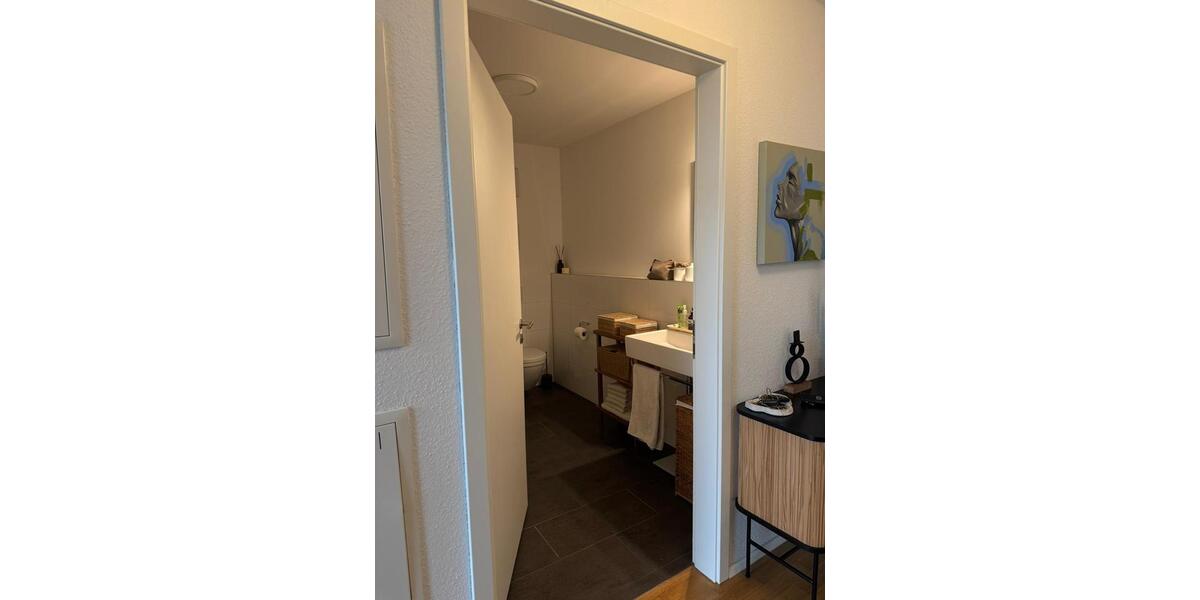 Schöne, fast neue ( BJ 2016) Wohnung zu vermieten 2 zimmer