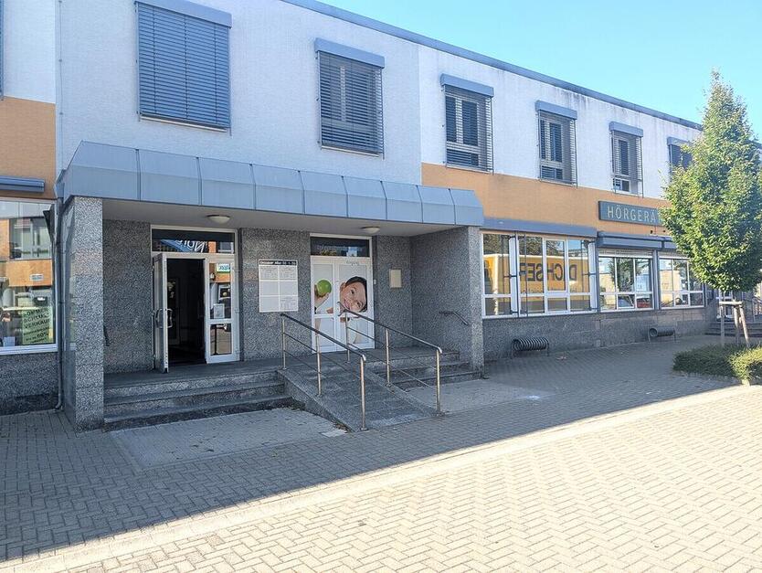 42,61 m² Bürofläche im Carrée Wolfen – ideal für Fahrschule, Kosmetik oder Beratung