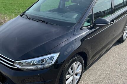 VW Touran 94.500 km 21.100 &euro; Ostfildern 73760
