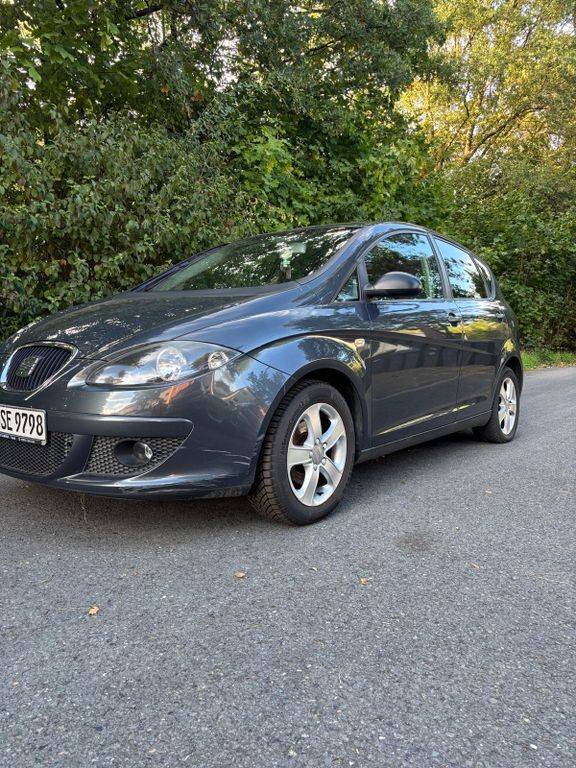 Seat Altea 186.000 km 1.990 € Bergkamen 59192