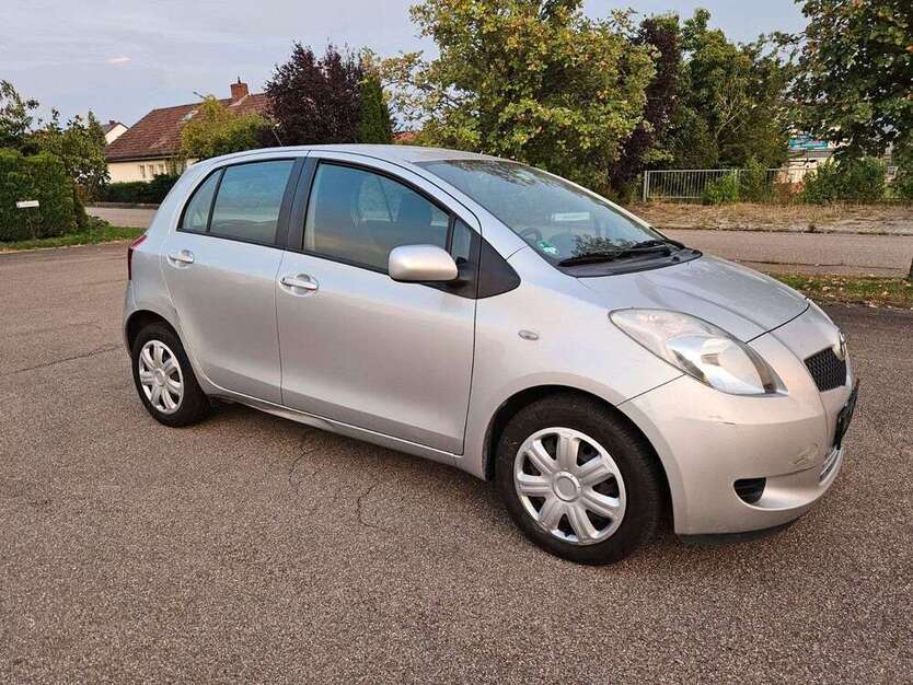 Yaris