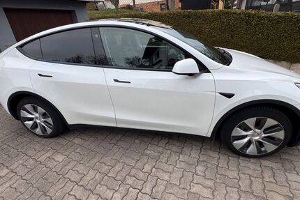 Tesla Model Y 32.700 km 35.000 &euro; Poppenricht 92284