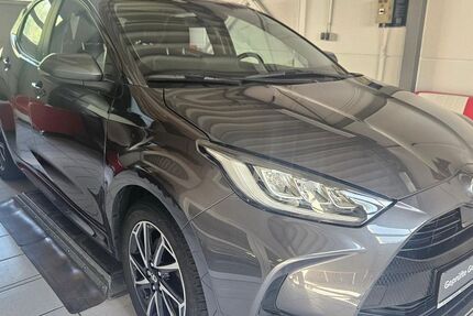 Toyota Yaris 48.267 km 18.990 &euro; Wittenberg 06886