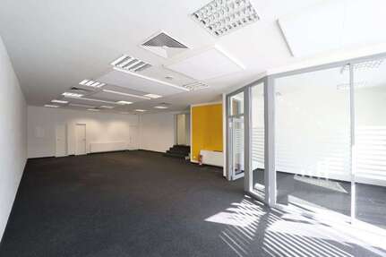 Büro in Solingen 1.612 € 115.2 m²
