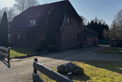 Haus Burg (Dithmarschen) - 9 Zimmer, 200 m&sup2;, 450.000&euro; | Angebot:24839363