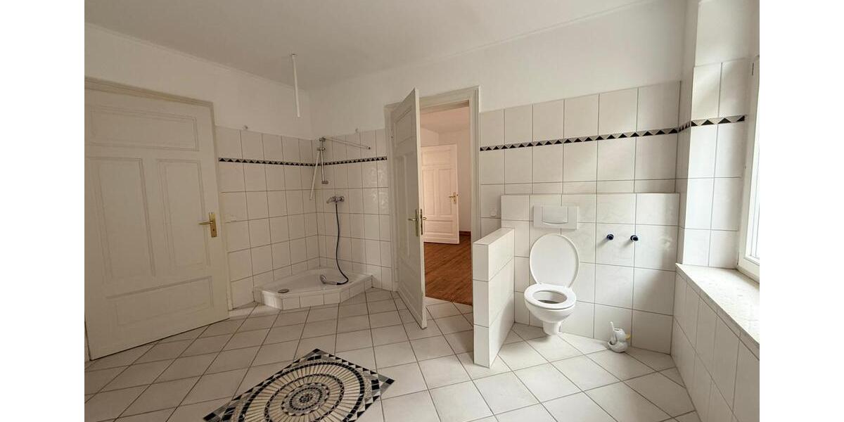 Einfamilienhaus Wiehl - 4 Zimmer, 130 m&sup2;, 1.400&euro; | Angebot:26560465