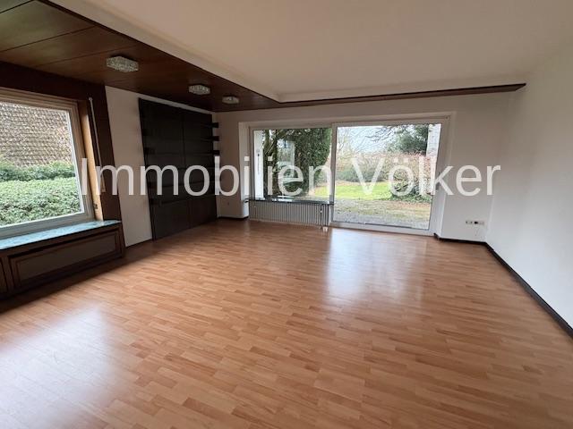 Mehrfamilienhaus, Wohnhaus Lohne (Oldenburg) - 9 Zimmer, 320 m&sup2;, 1.950&euro; | Angebot:25178481