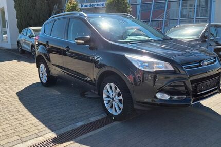 Ford Kuga 64.000 km 14.980 &euro; Bautzen 02625