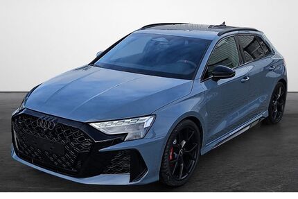 Audi RS3 5.000 km 68.490 &euro; Osnabrück 49080