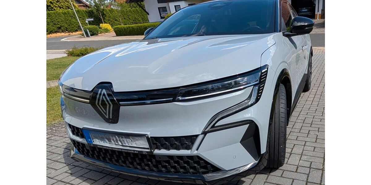 Renault Megane E-TECH 31.500 km 26.300 &euro; Auerbach i.d.OPf. 91275