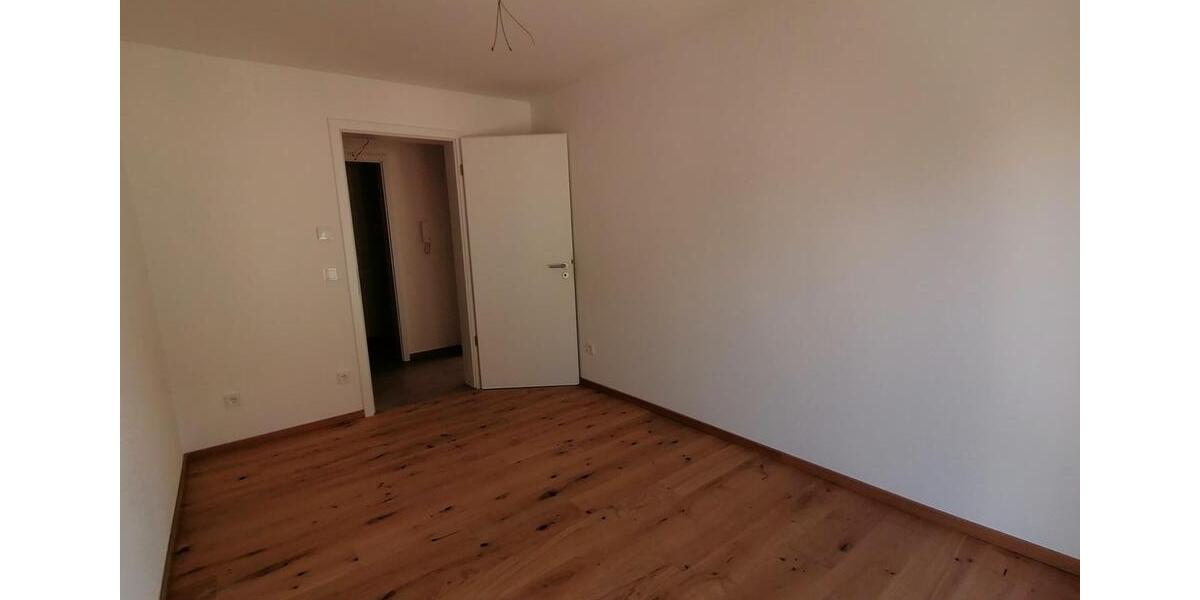 Etagenwohnung Simbach am Inn - 3 Zimmer, 81 m&sup2;, 861&euro; | Angebot:25321875