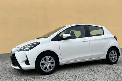 Toyota Yaris 72.000 km 9.950 &euro; Dresden 01109