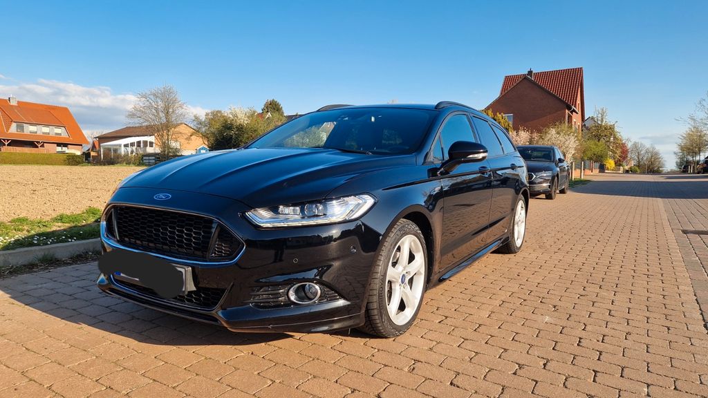 Ford Mondeo 90.610 km 16.950 € Peine 31228