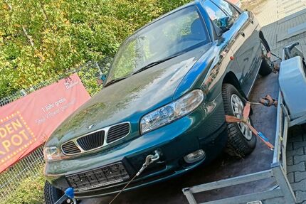 Daewoo Nubira 45.458 km 1.400 € Oederan 09569