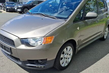 Mitsubishi Colt 107.000 km 4.400 &euro; Gross Gerau 64521