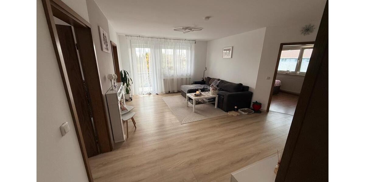 Etagenwohnung Grünberg - 3 Zimmer, 70 m&sup2;, 665&euro; | Angebot:25368725