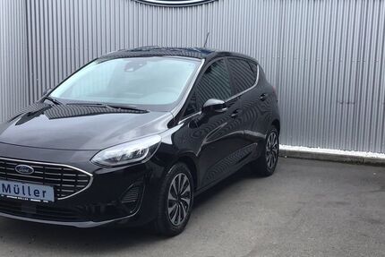 Ford Fiesta 28.500 km 17.490 &euro; Bergisch Gladbach 51427