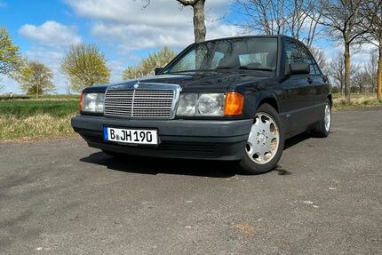 Mercedes-Benz 190 182.000 km 6.800 &euro; Berlin 12355