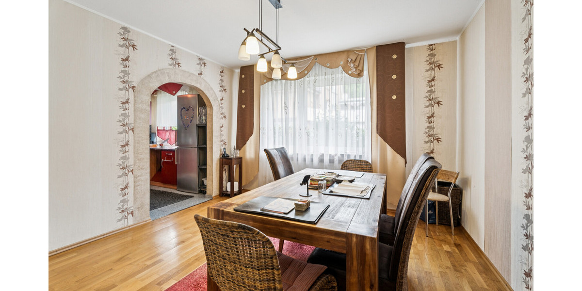 Familienleben mit Weitblick – Großzügiges Zweifamilienhaus mit viel Platz und großem Garten - Einfamilienhaus Ibbenbüren Ibbenbüren | Angebot:27195647