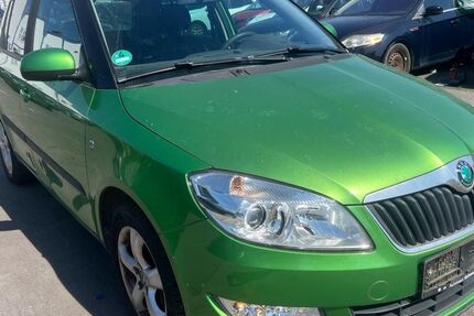 Skoda Fabia 53.420 km 3.950 &euro; wuppertal 42285