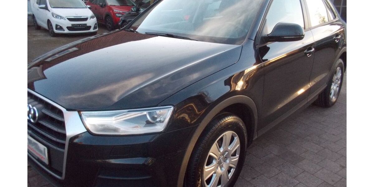 Audi Q3 128.000 km 14.999 &euro; Schierling 84069