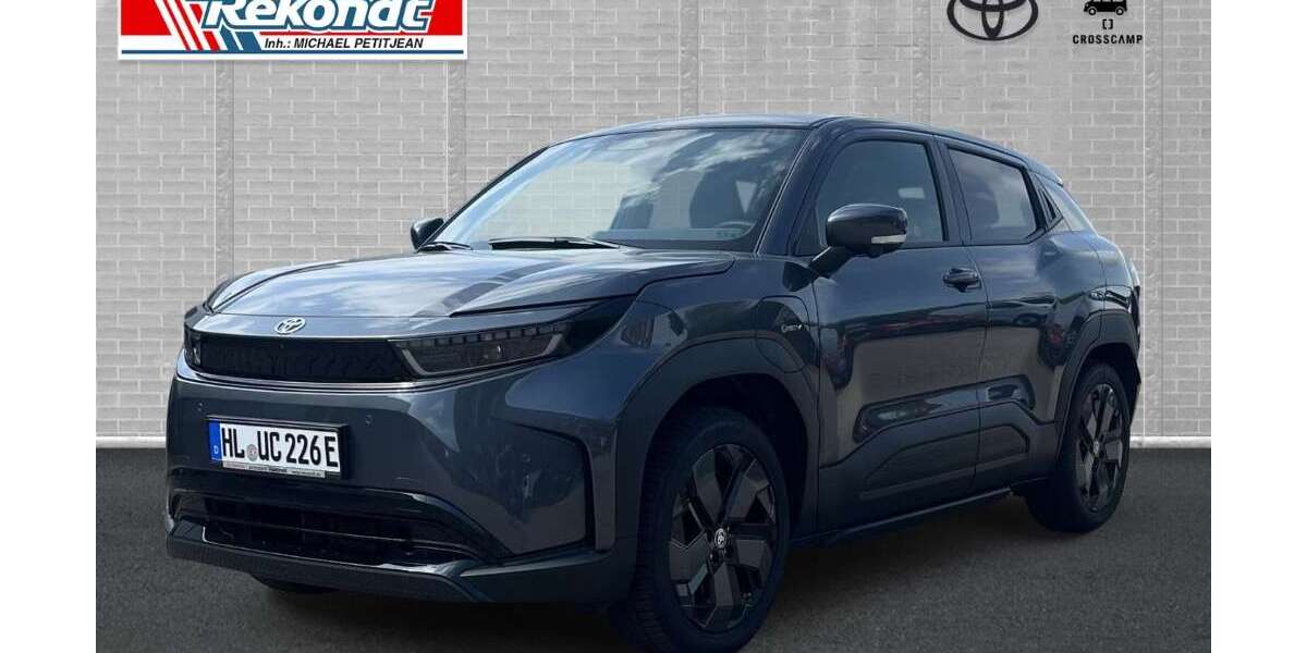 Toyota Urban Cruiser 2.004 km 43.358 &euro; Bad Segeberg 23795