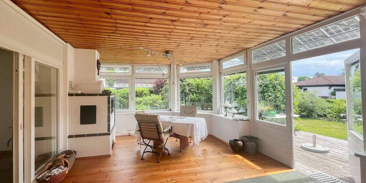 Einfamilienhaus Burghausen - 9 Zimmer, 315 m&sup2;, 720.000&euro; | Angebot:26451459