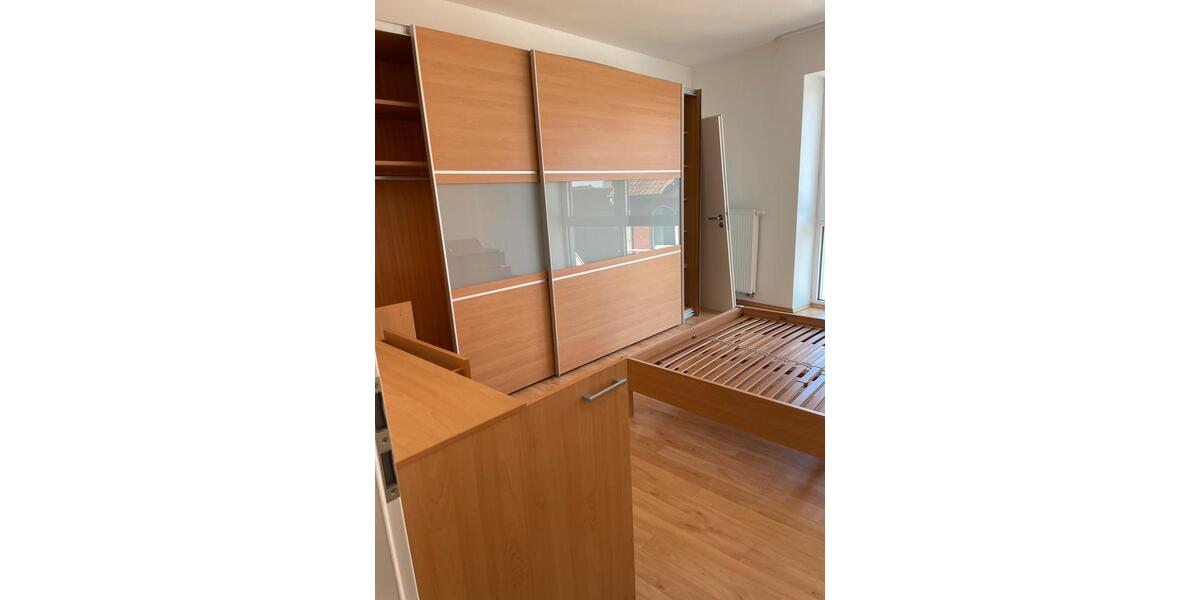 Etagenwohnung Blomberg - 3 Zimmer, 90 m&sup2;, 700&euro; | Angebot:26396526