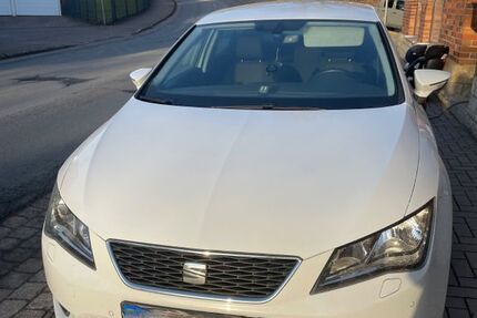 Seat Leon 151.000 km 10.500 &euro; Apelern 31552