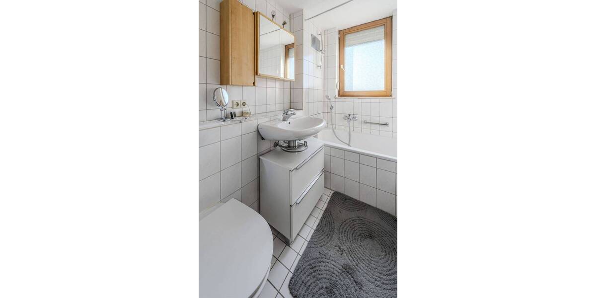 Mehrfamilienhaus, Wohnhaus Korntal-Münchingen Münchingen - 1 Zimmer, 338 m&sup2;, 1.150.000&euro; | Angebot:26320321