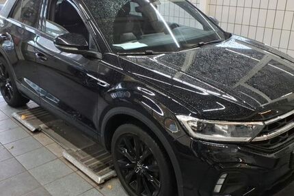 VW T-Roc 124.999 km 23.490 € Braunschweig 38112