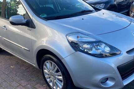 Renault Clio 95.685 km 3.999 € Gießen 35398