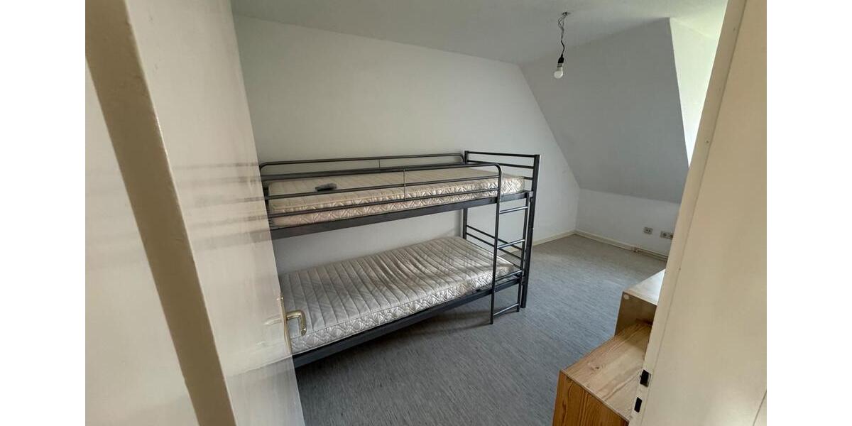 Dachgeschoßwohnung Witzenhausen - 3 Zimmer, 52 m&sup2;, 400&euro; | Angebot:26137293