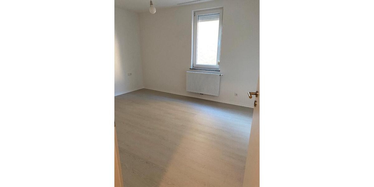 Etagenwohnung Tuttlingen - 3 Zimmer, 65 m&sup2;, 850&euro; | Angebot:26415074