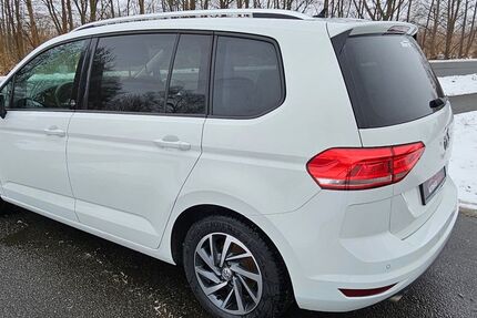 VW Touran 134.000 km 15.300 &euro; Bleckede 21354