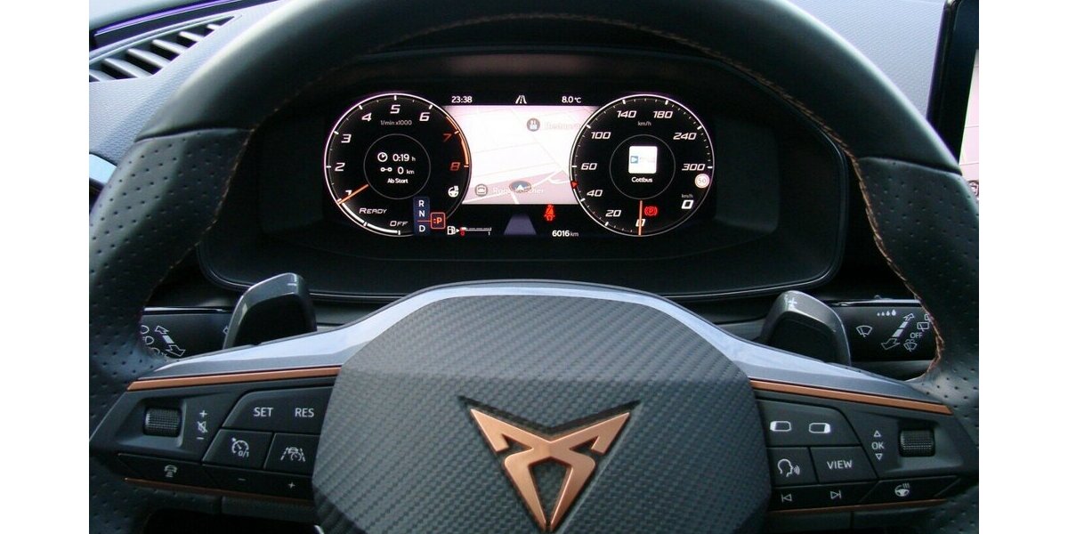 Cupra Leon ST eTSi ACC Panorama Vision Plus LED Beats 5.999 km 26.980 &euro; Falkensee 14612