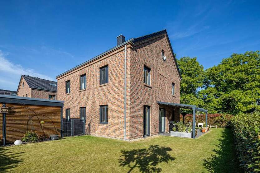 Haus zum Kaufen in Hamburg 1.275.000 € 165 m²
