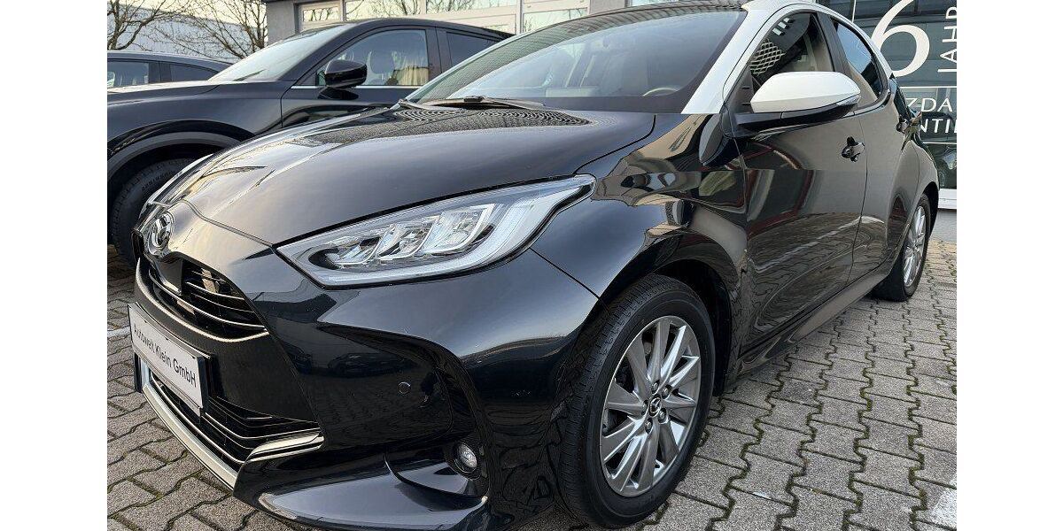 Mazda 2 Hybrid 81.184 km 17.490 &euro; Bietigheim-Bissingen 74321