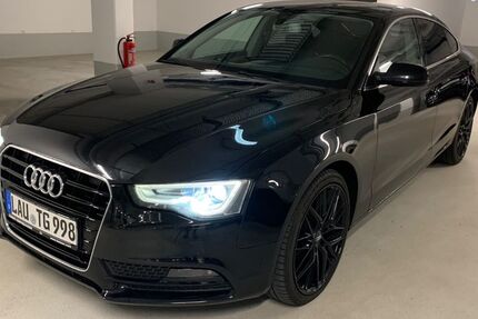 Audi A5 165.000 km 14.900 € Nürnberg 90441