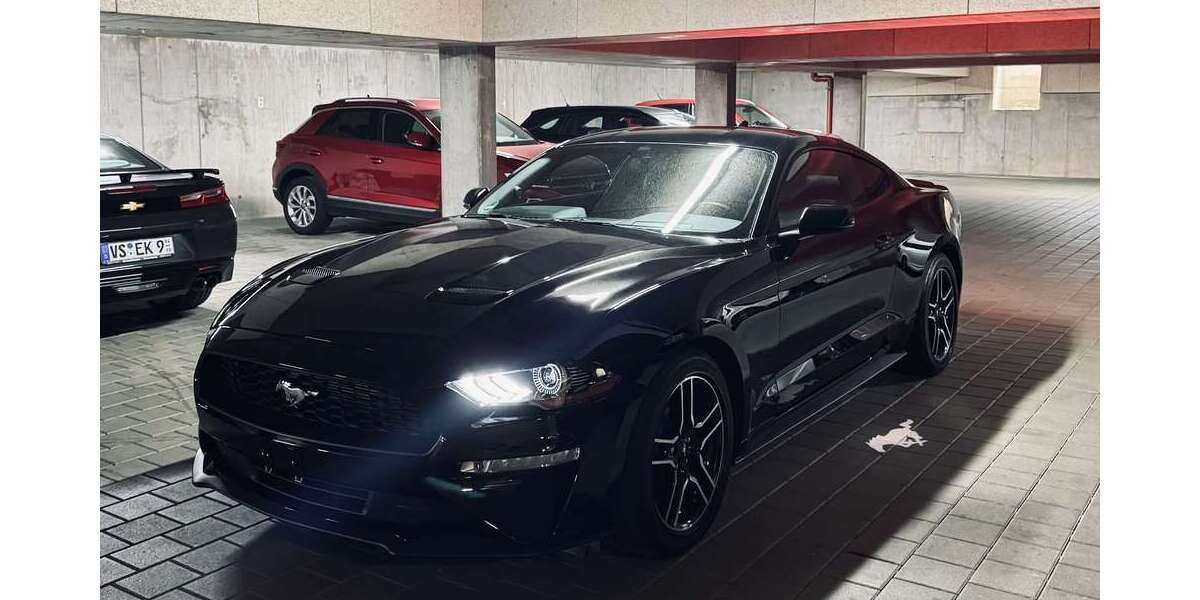 Ford Mustang 40.000 km 29.700 &euro; Stuttgart 78048