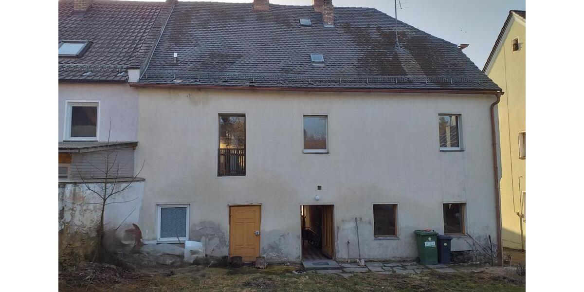 Mehrfamilienhaus, Wohnhaus Schwarzhofen - 6 Zimmer, 170 m&sup2;, 59.000&euro; | Angebot:27130342