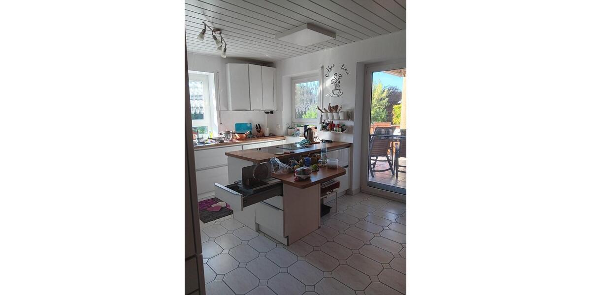 Einfamilienhaus Waigolshausen - 11 Zimmer, 258 m&sup2;, 770.000&euro; | Angebot:26903868