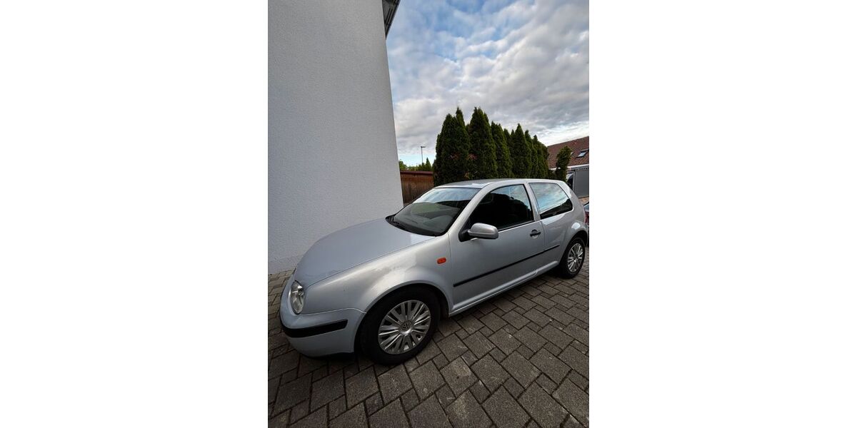 VW Golf 229.800 km 700 &euro; Eggingen 79805