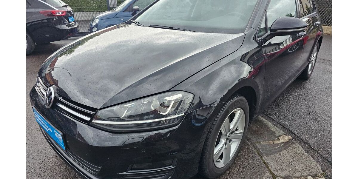 VW Golf 114.000 km 8.999 &euro; Knetzgau 97478