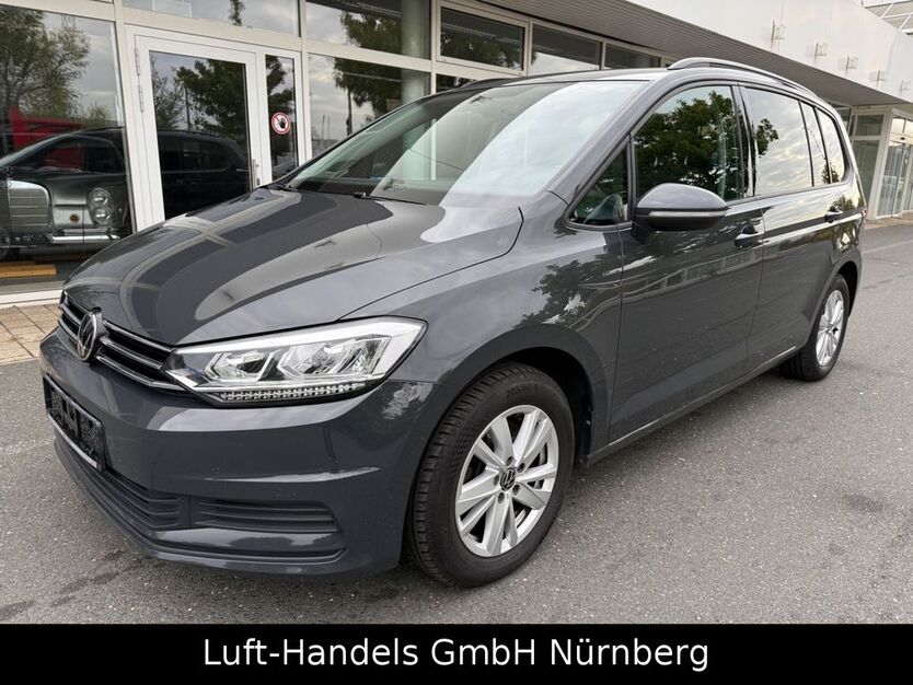 VW Touran 136.000 km 17.480 € Nürnberg 90439