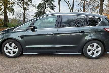 Ford S-Max 204.000 km 9.800 &euro; Remshalden 73630