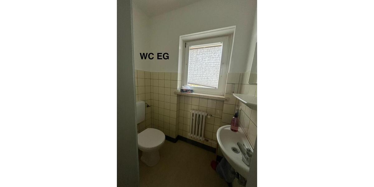 Etagenwohnung Zierenberg - 6 Zimmer, 184 m&sup2;, 1.200&euro; | Angebot:26408662