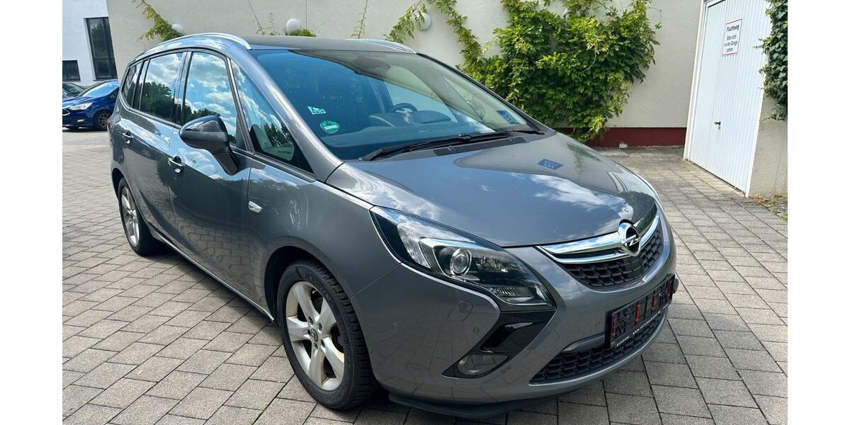 Opel Zafira 190.000 km 3.900 &euro; Gingen 73333