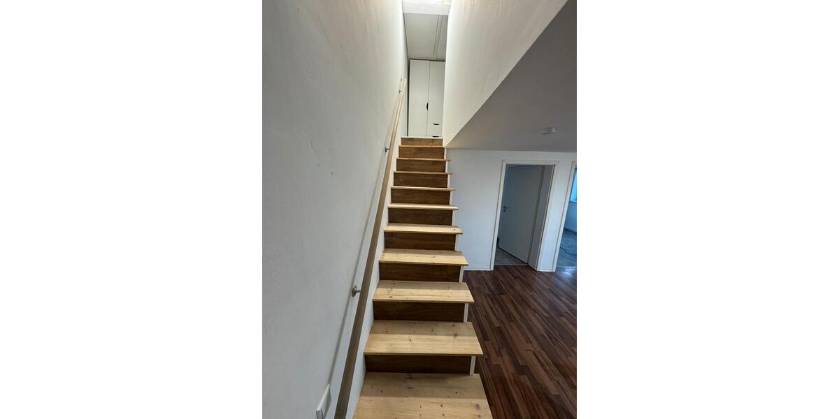 Einfamilienhaus Lauda-Königshofen Königshofen - 6 Zimmer, 150 m&sup2;, 1.400&euro; | Angebot:26399282