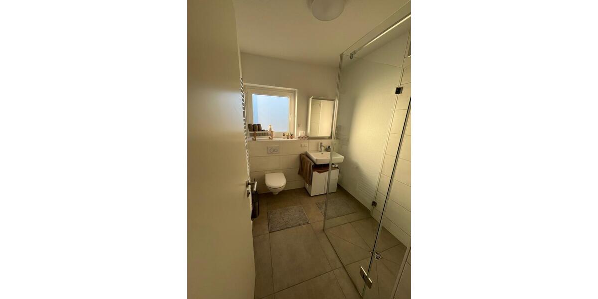 2 Zimmer Penthouse Wohnung zu vermieten 2 zimmer